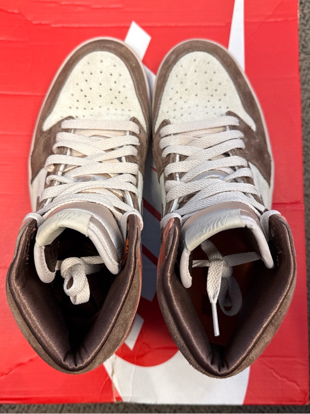 Jordan 1 Retro High OG SP Dusted Clay in Brown, Orange & White - Picture 3 of 6